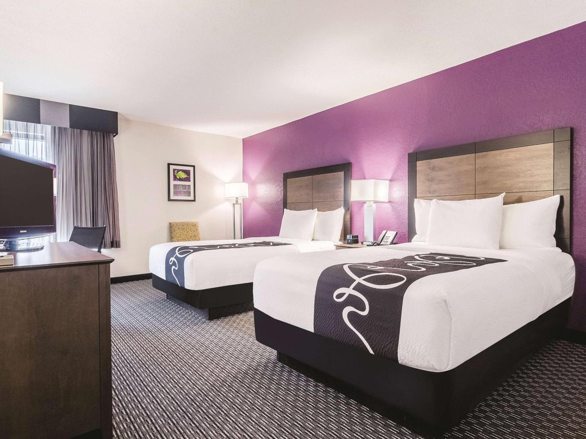 Deluxe Double Room Two Double Beds