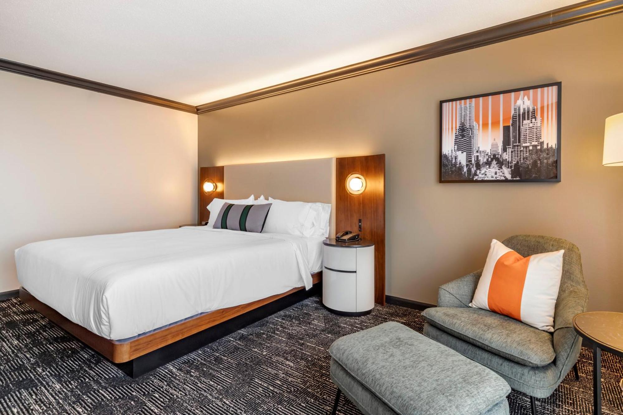 Deluxe King Room