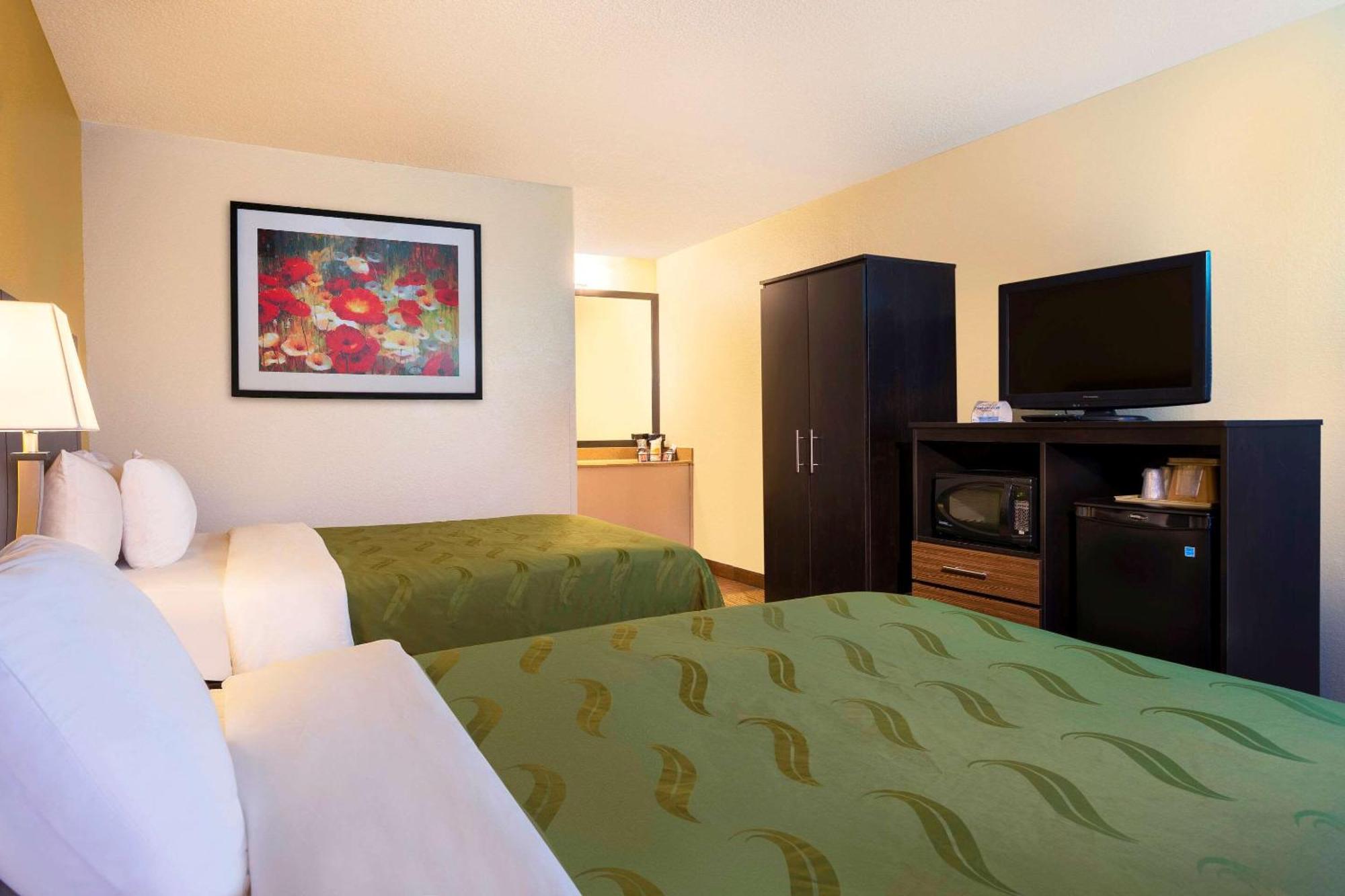 Double Room Two Double Beds Non-Smoking