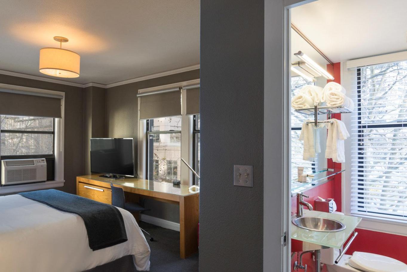 Max King Room