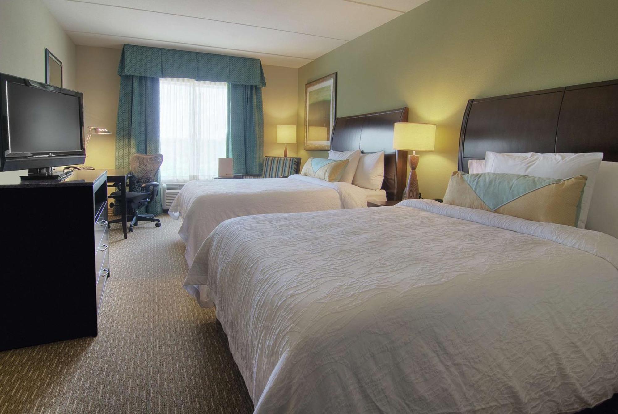 Queen Room Two Queen Beds