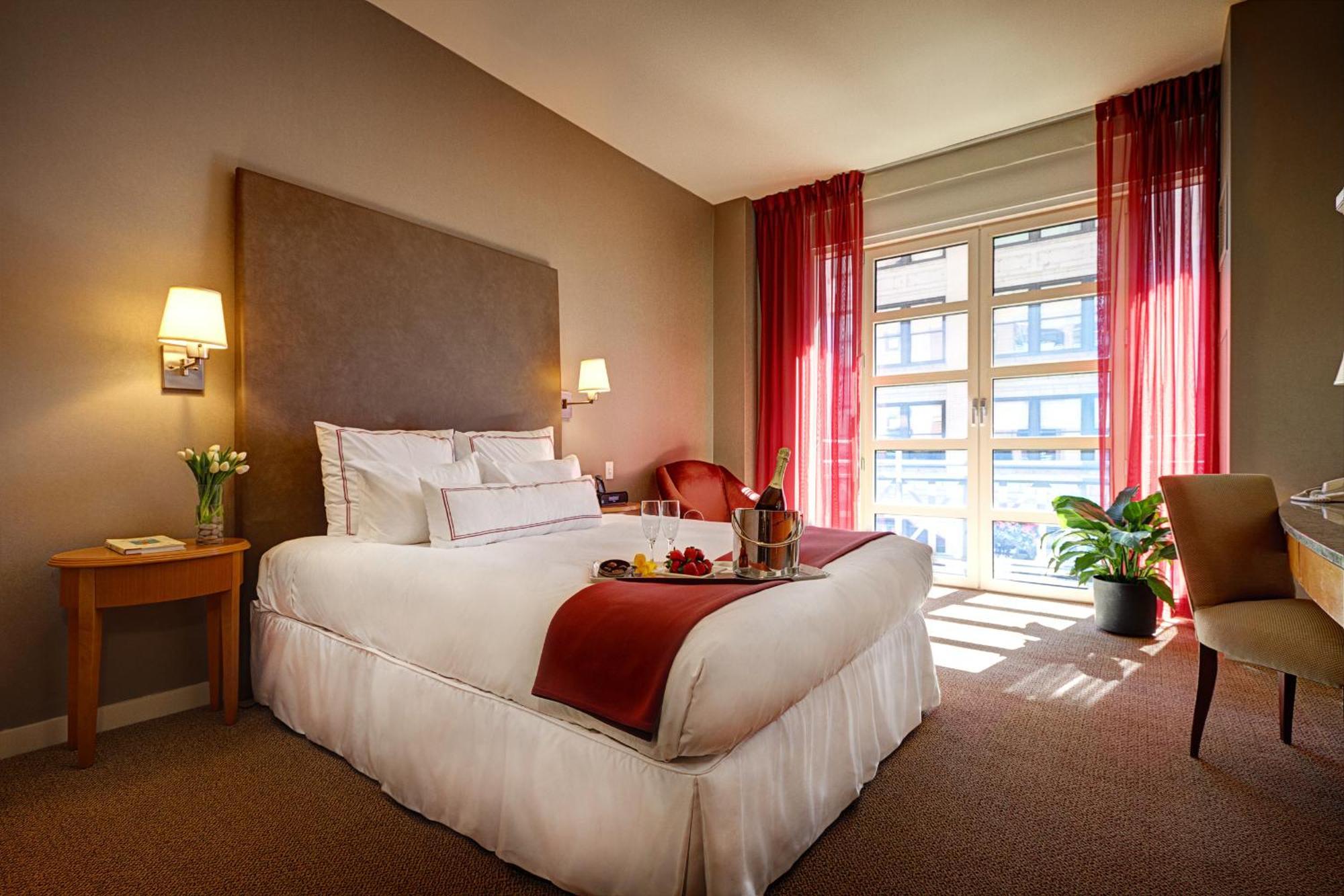 Queen Room