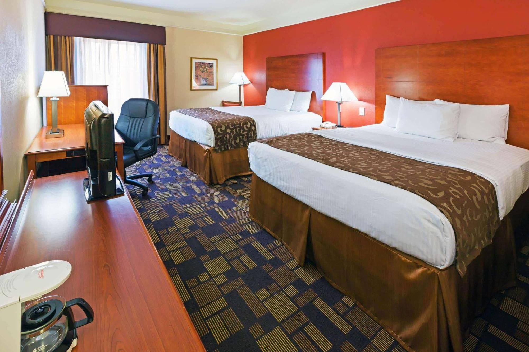 Queen Room Two Queen Beds