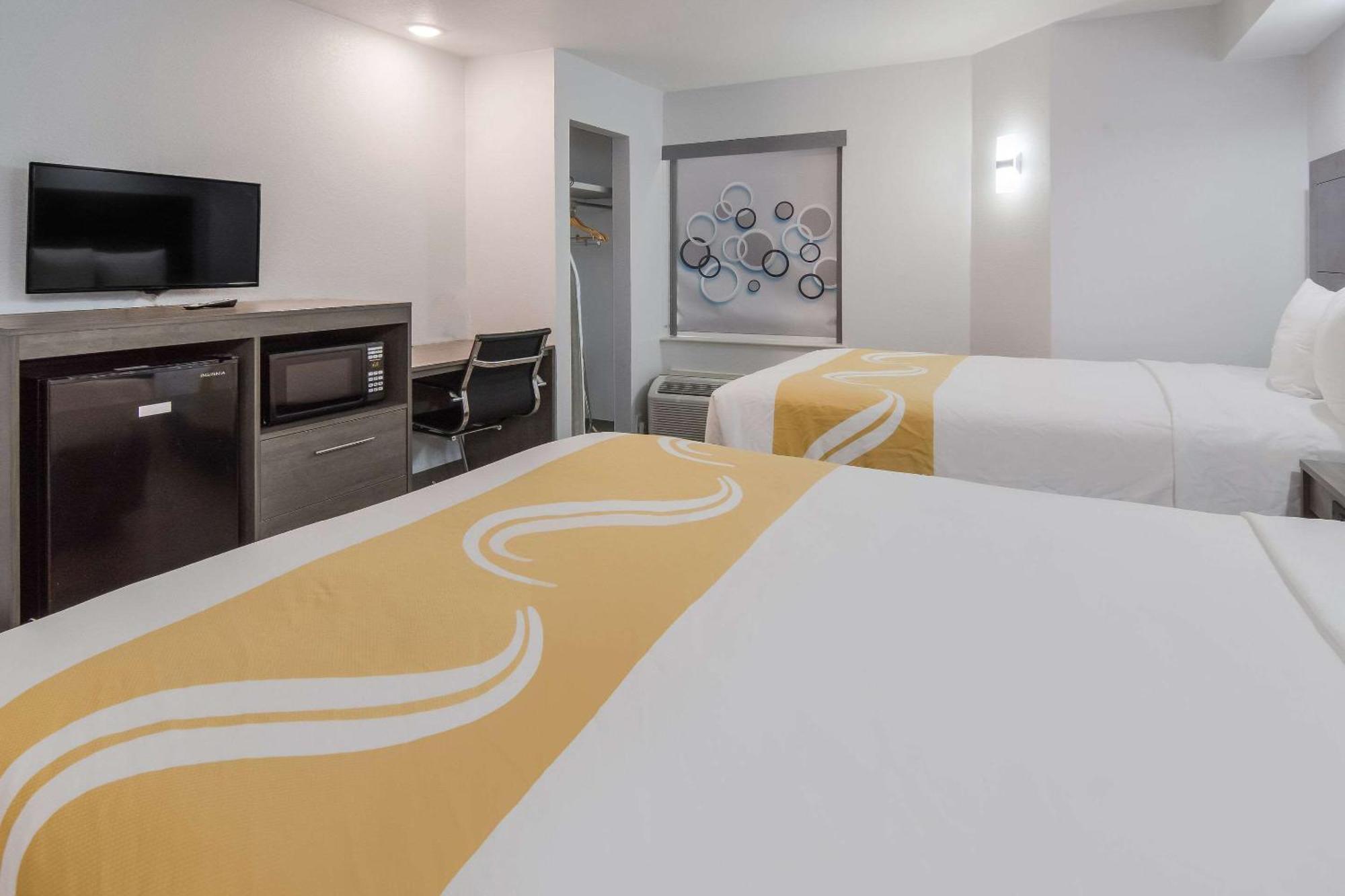 Double Room Two Double Beds Non-Smoking
