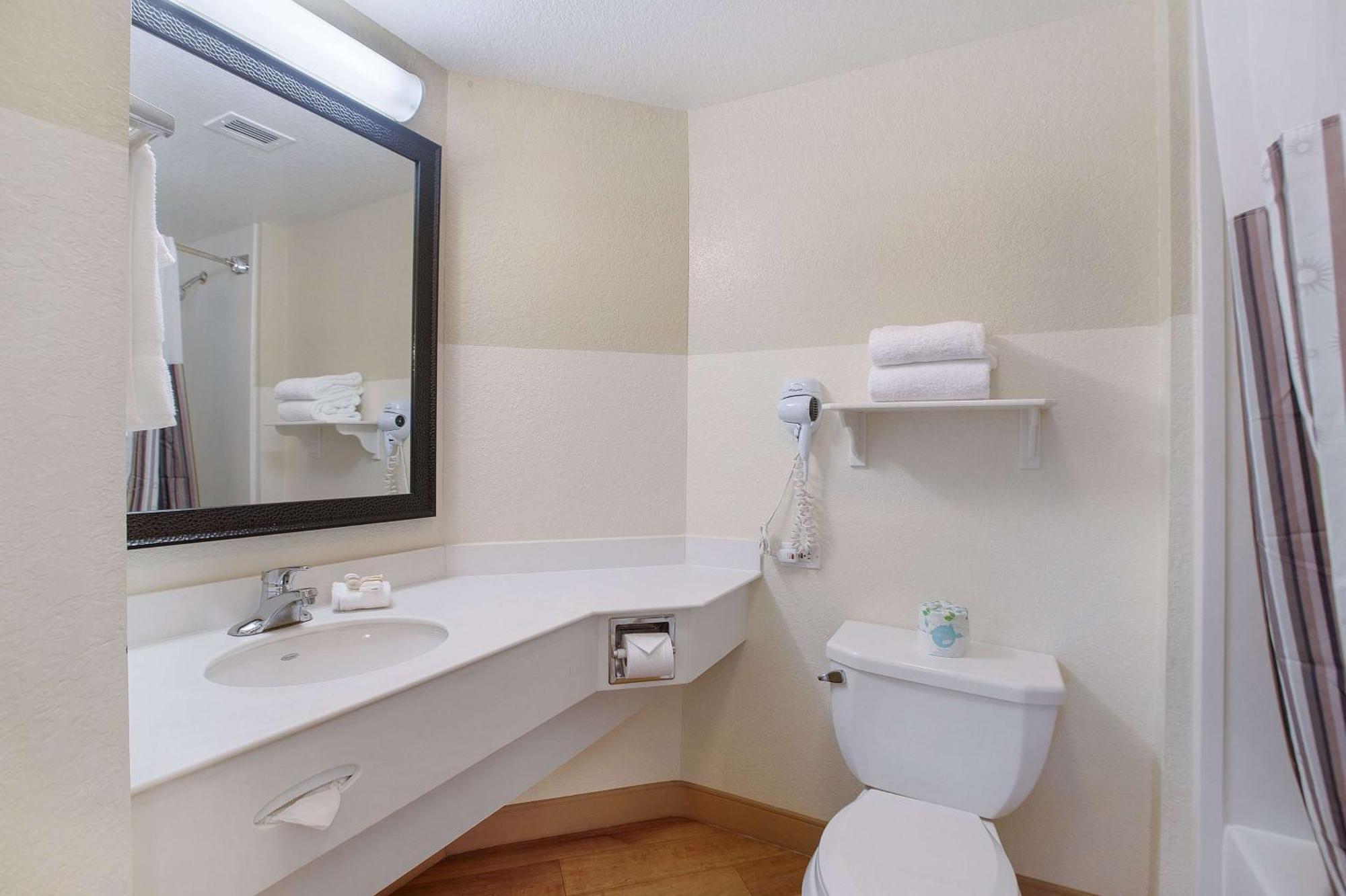 Deluxe Double Room Two Double Beds