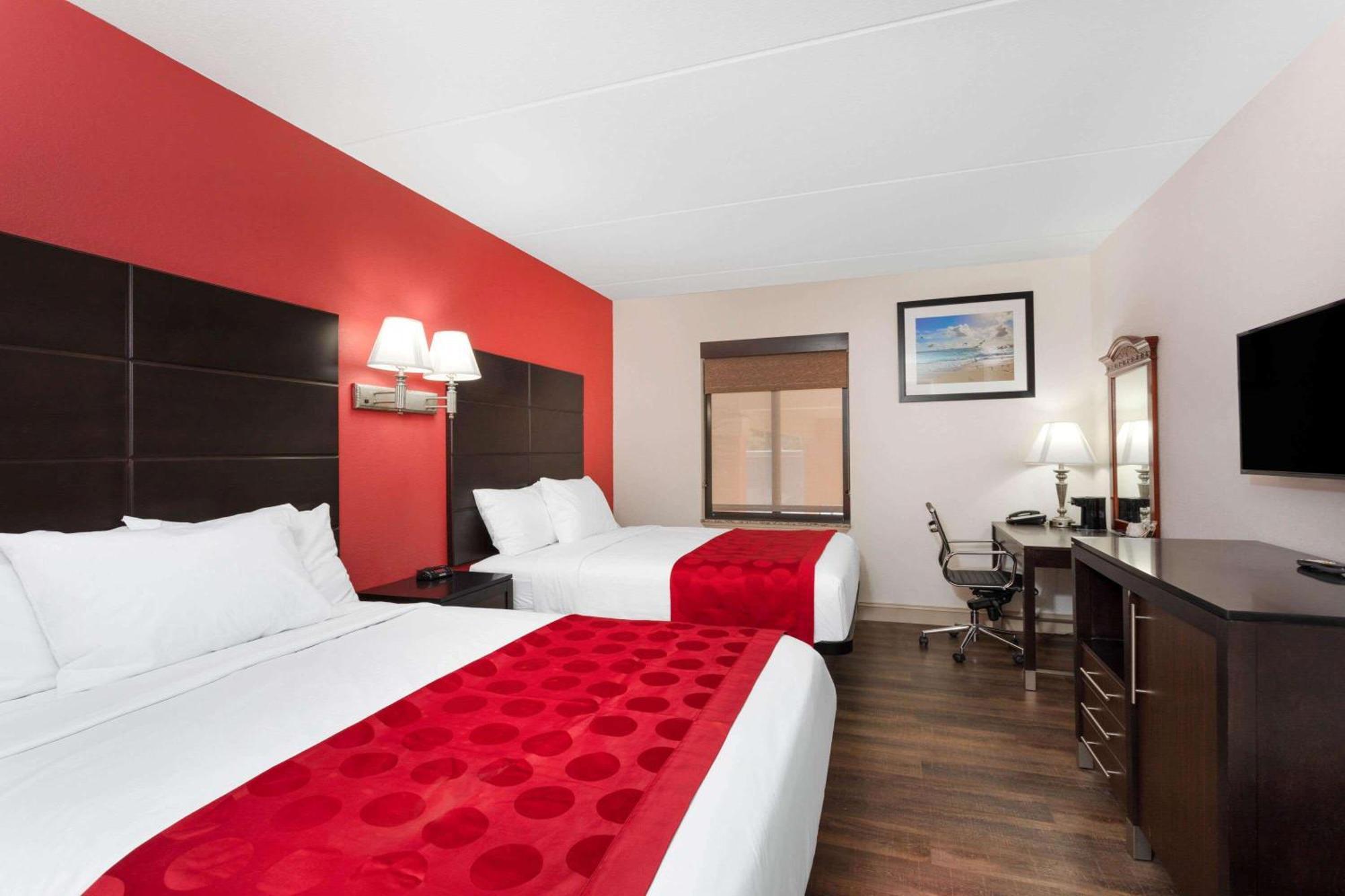 Queen Room Two Queen Beds Non-Smoking