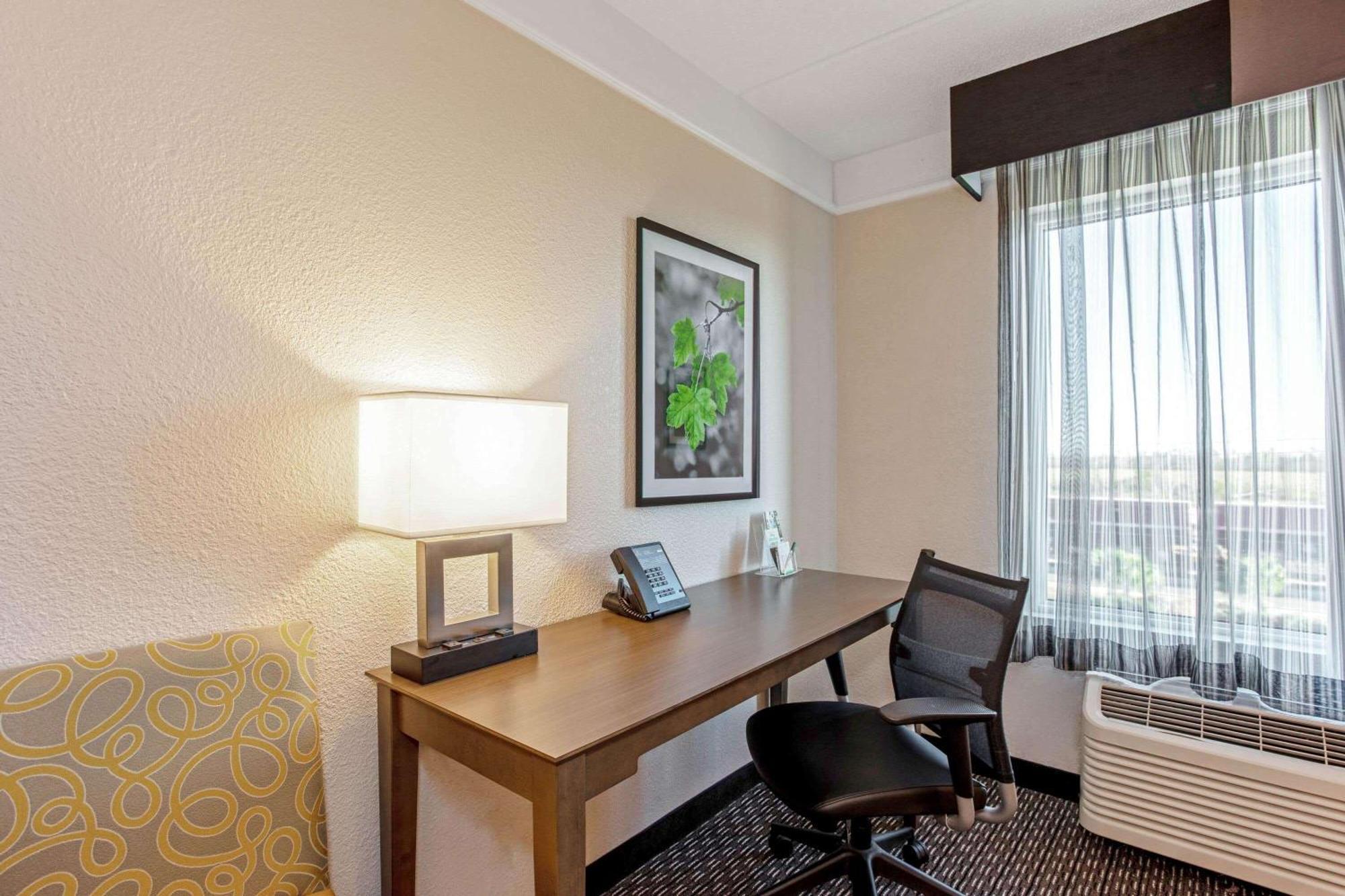 Deluxe Double Room Two Double Beds