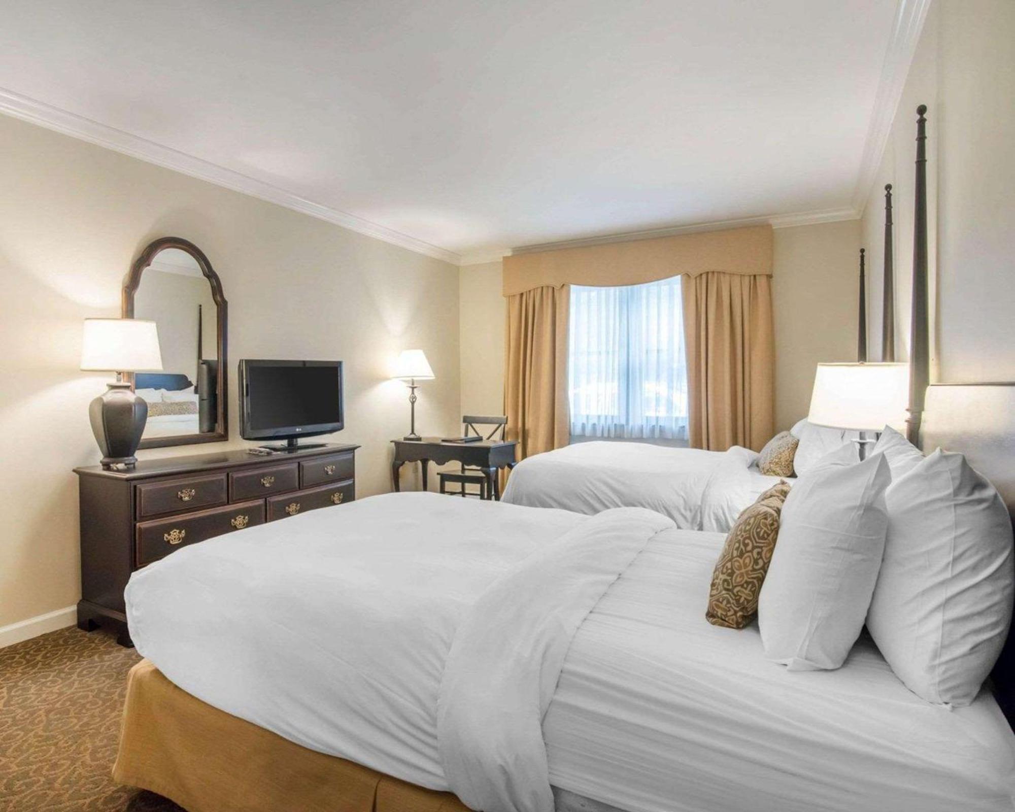 Double Room Two Double Beds Accessible or Non-Smoking