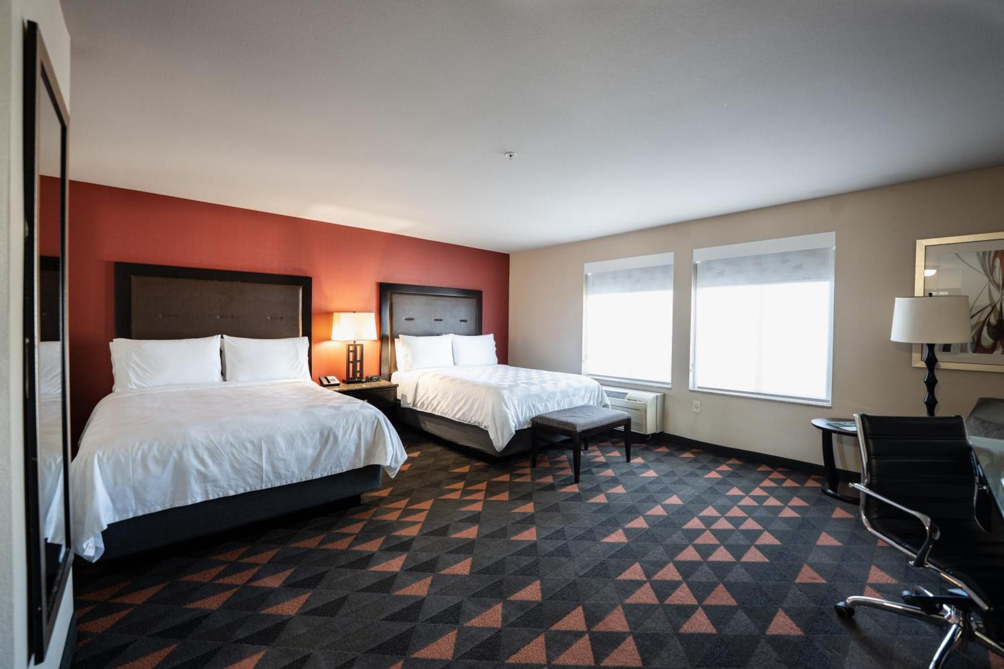 Standard Queen Room Two Queen Beds Communications Accessible
