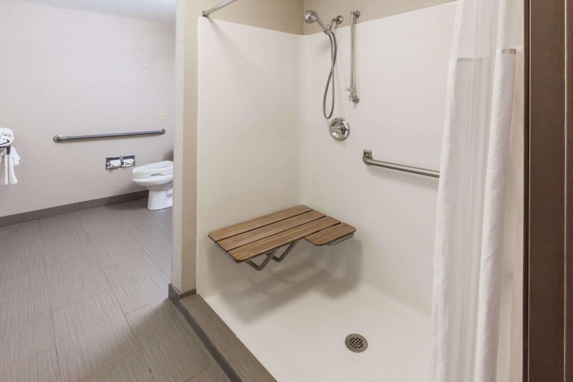Queen Room Disability Access