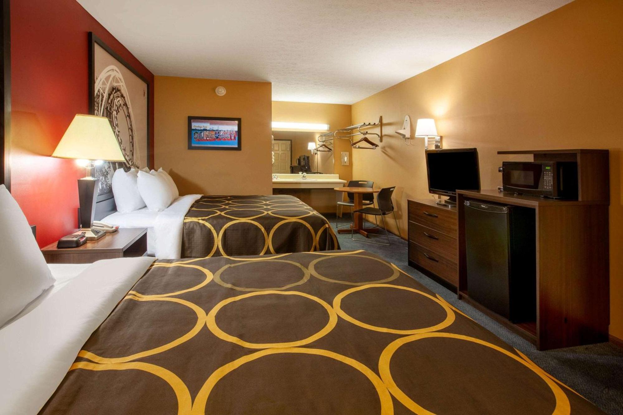 King Room with Two King Beds - Non-Smoking