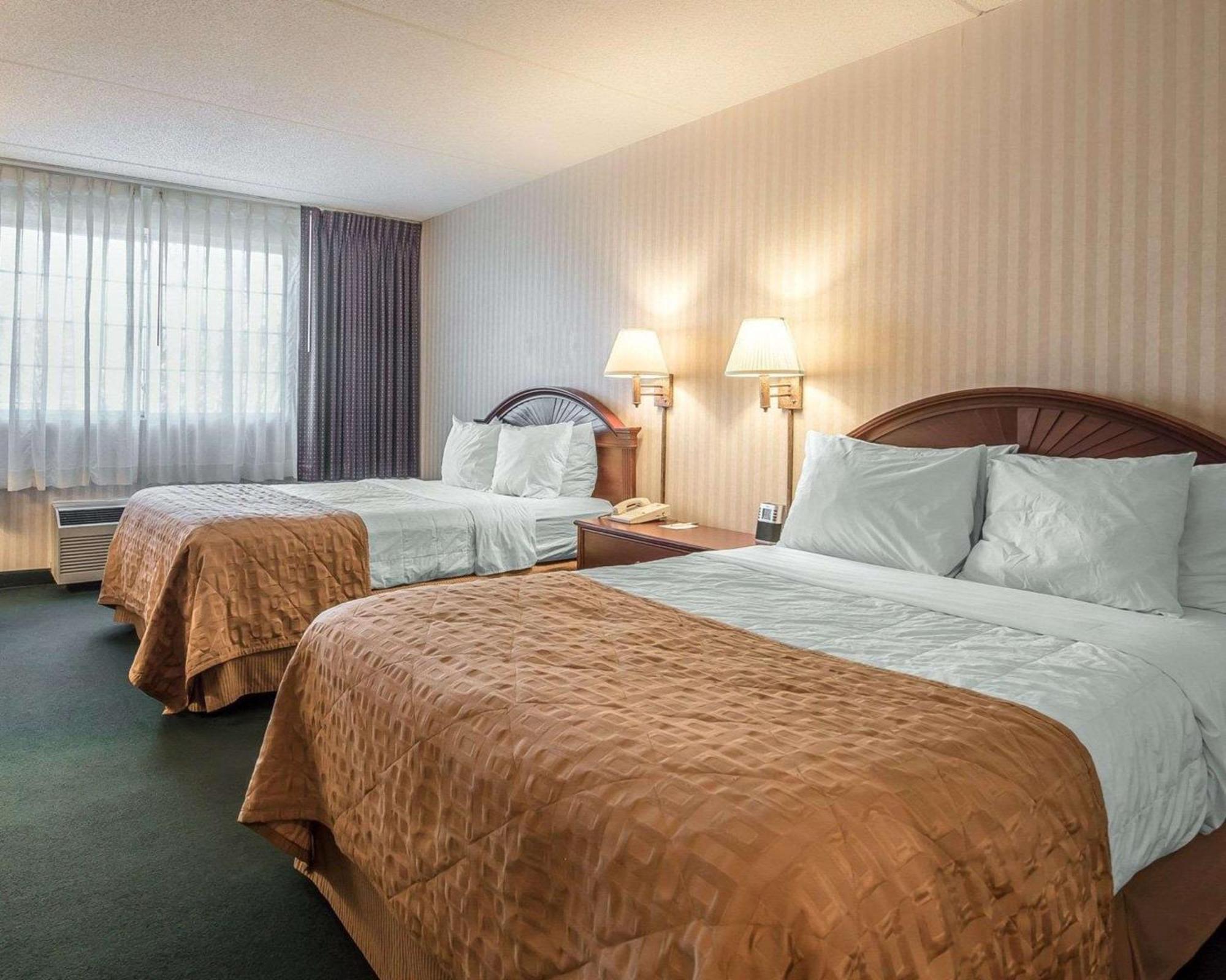 Double Room Two Double Beds Non-Smoking