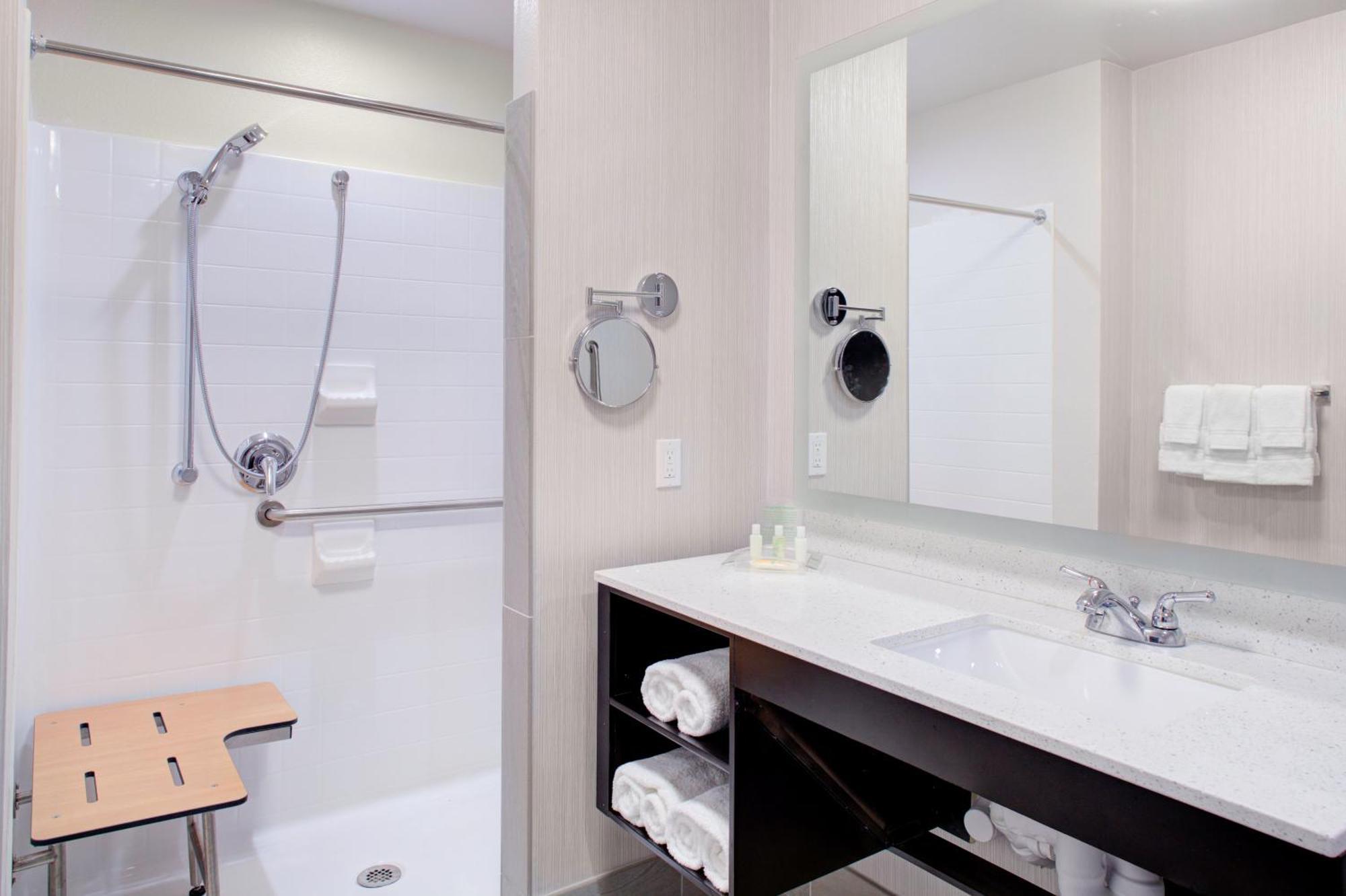 King Suite Roll Shower Mobility Access