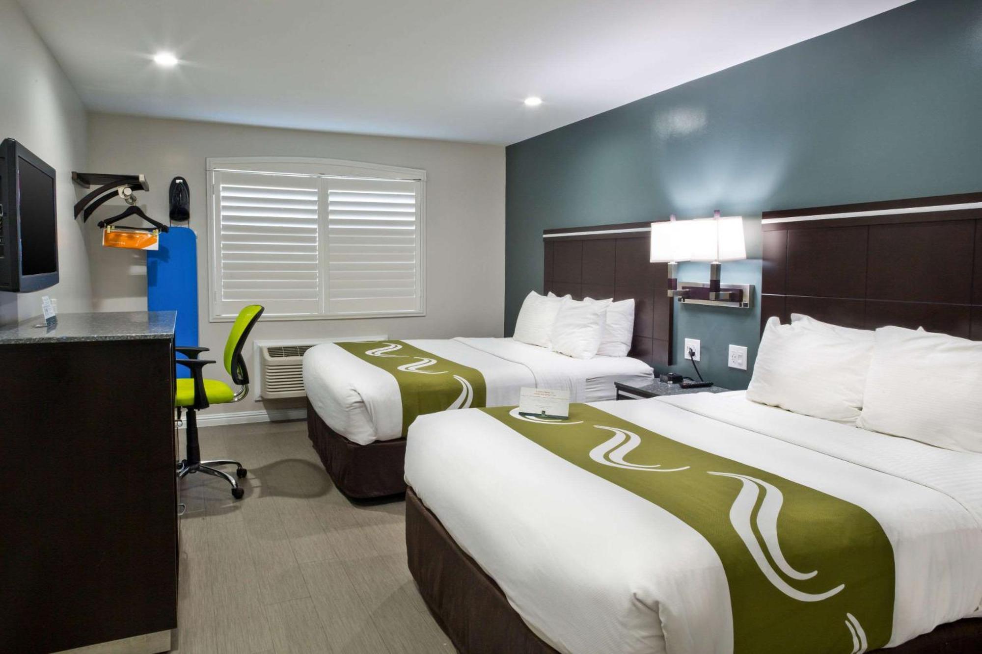 Queen Room Two Queen Beds Non-Smoking