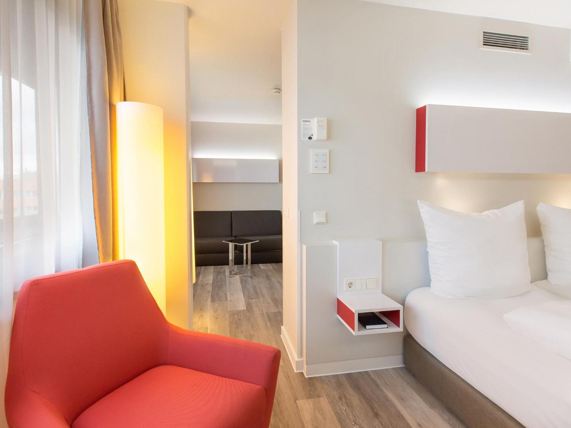 Deluxe Double Room,1276826113:JPEG