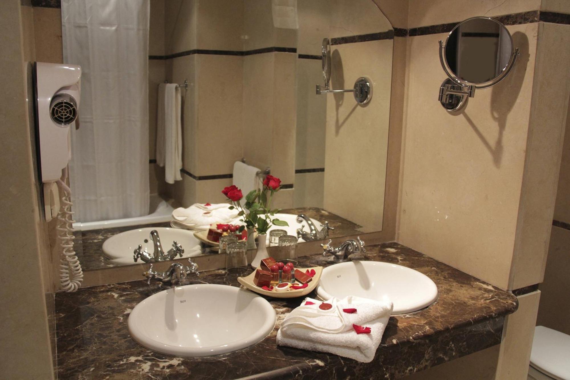 Queen Suite