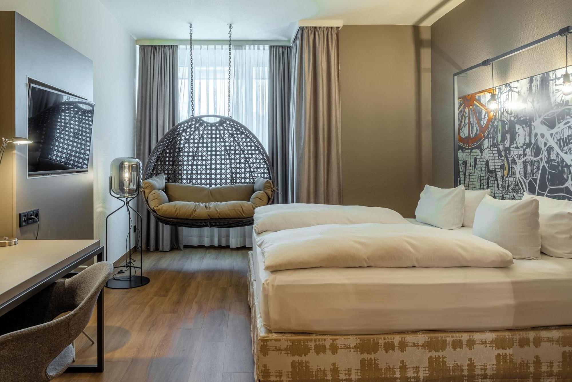 Superior Plus Room