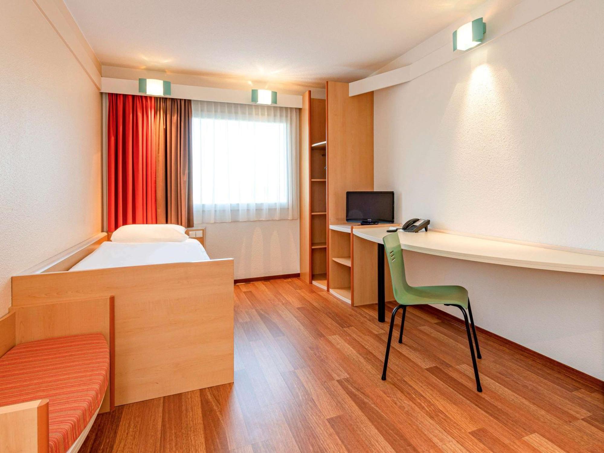 Single Room - Disability Access
