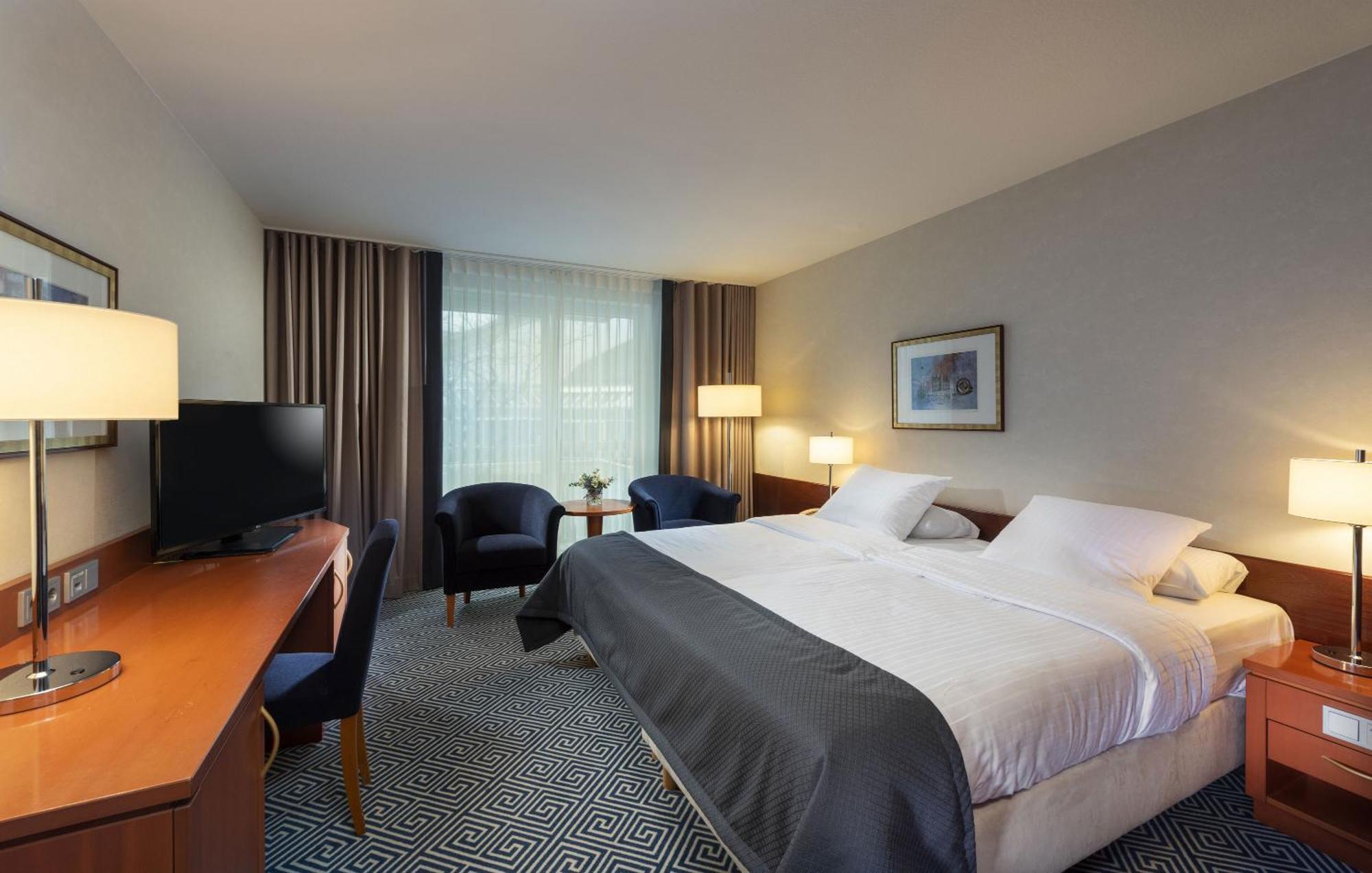 Classic Double Room,1276943653:JPEG