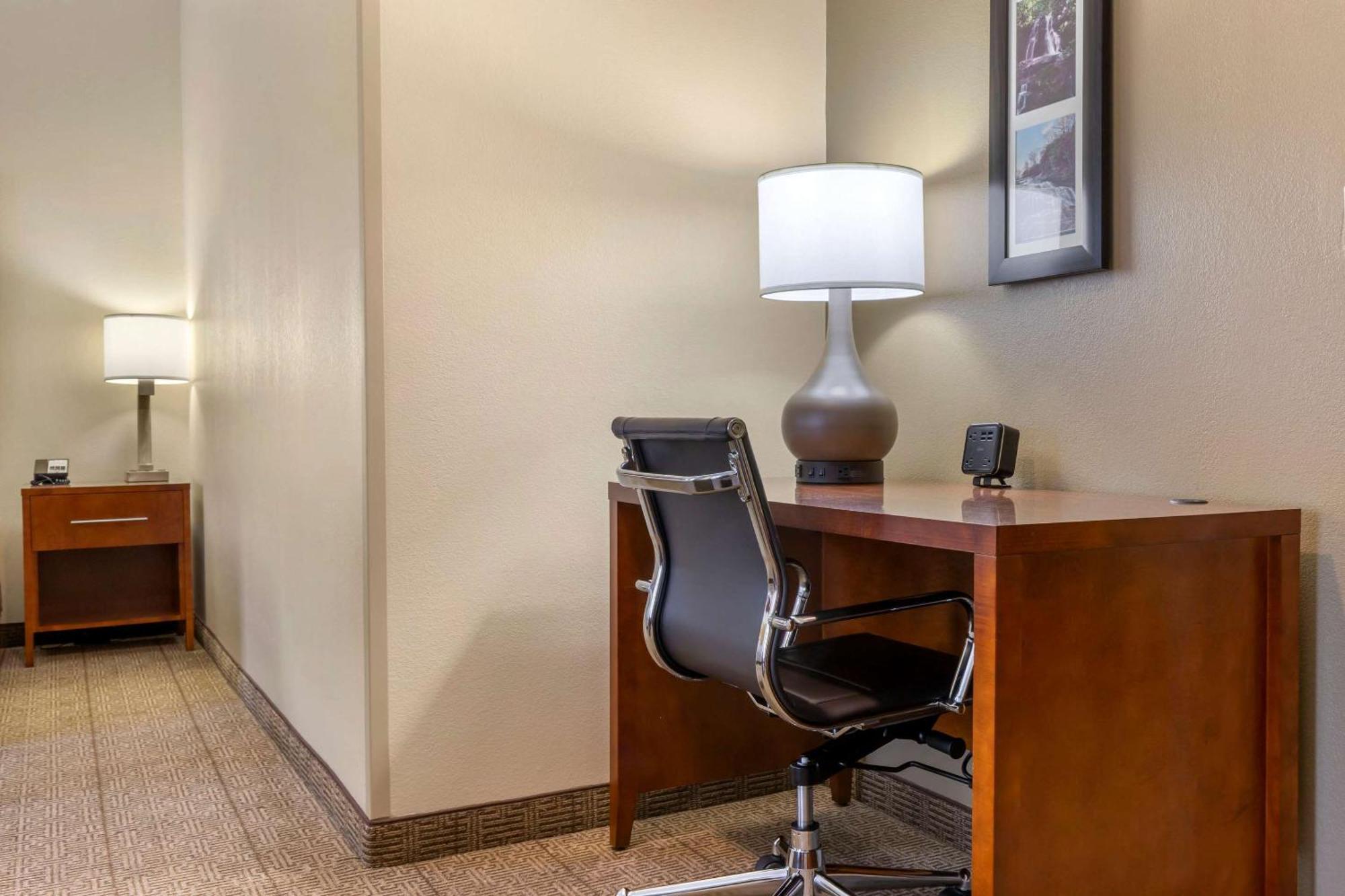 Superior King Suite Non-Smoking