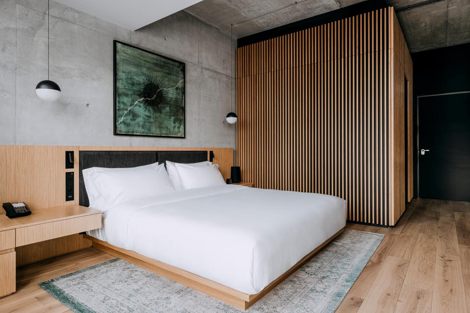 Executive Room