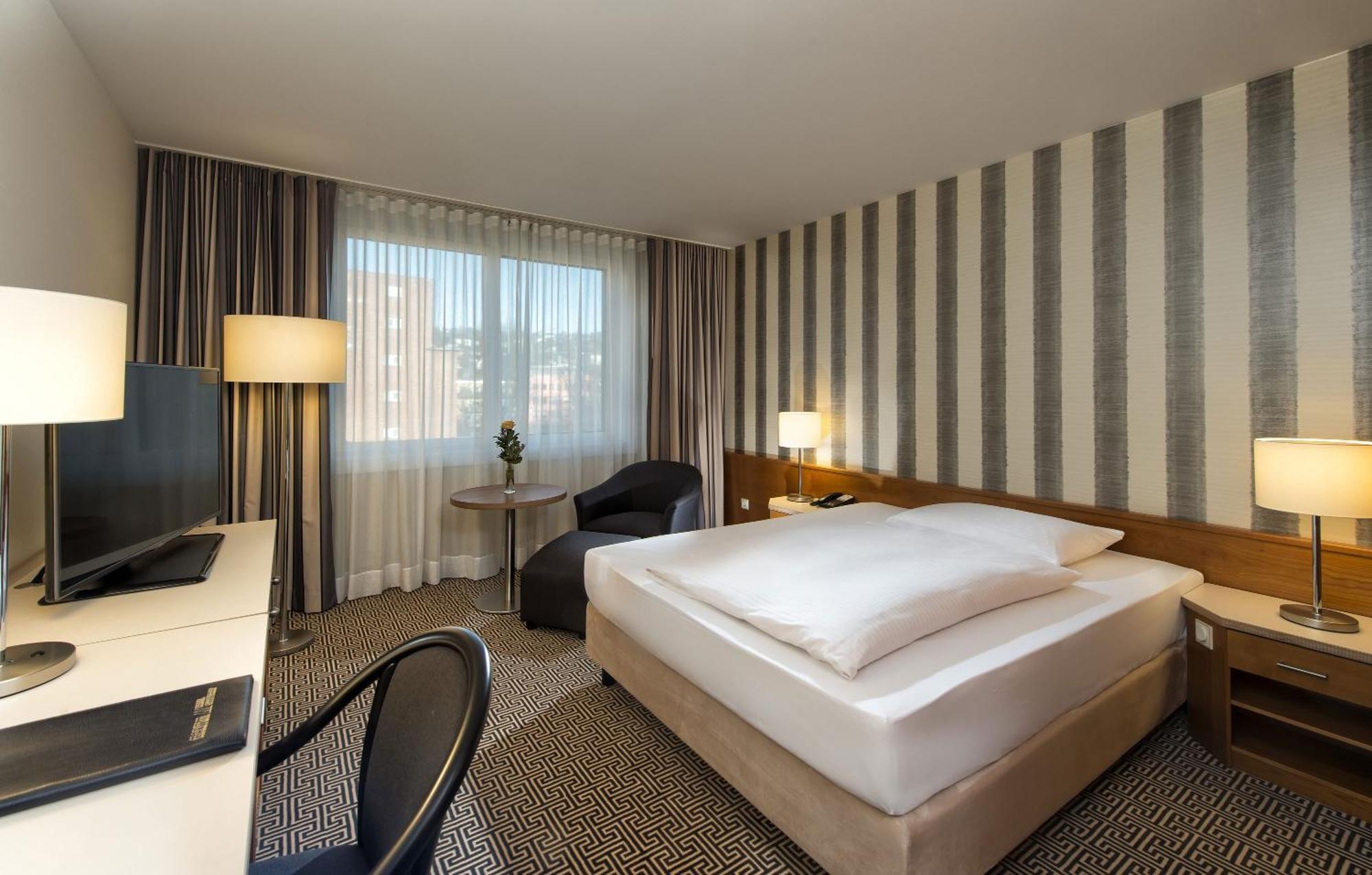 Classic Single Room