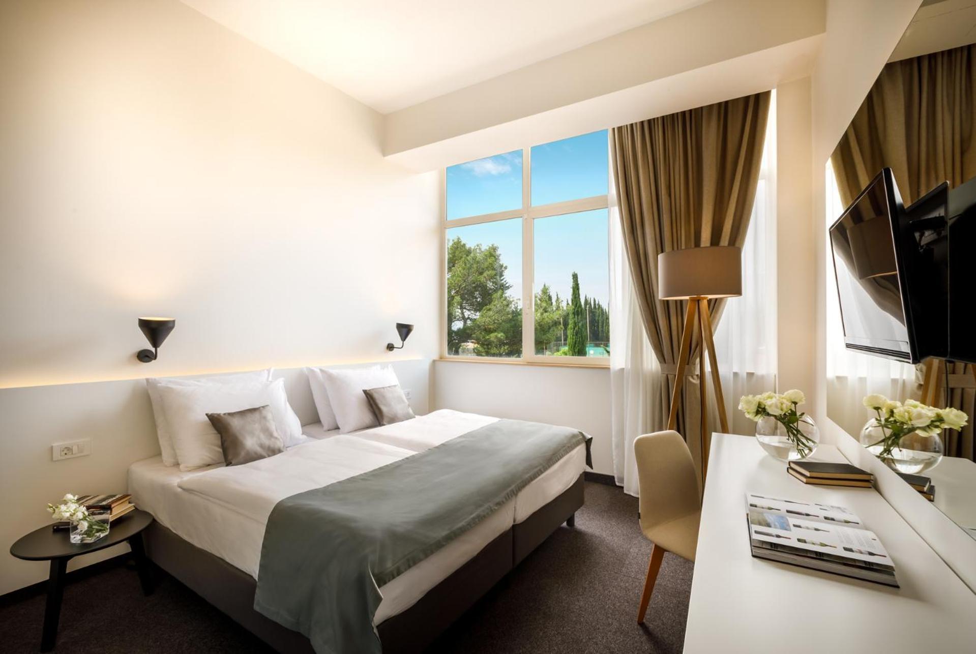 Doppelzimmer mit Parkblick