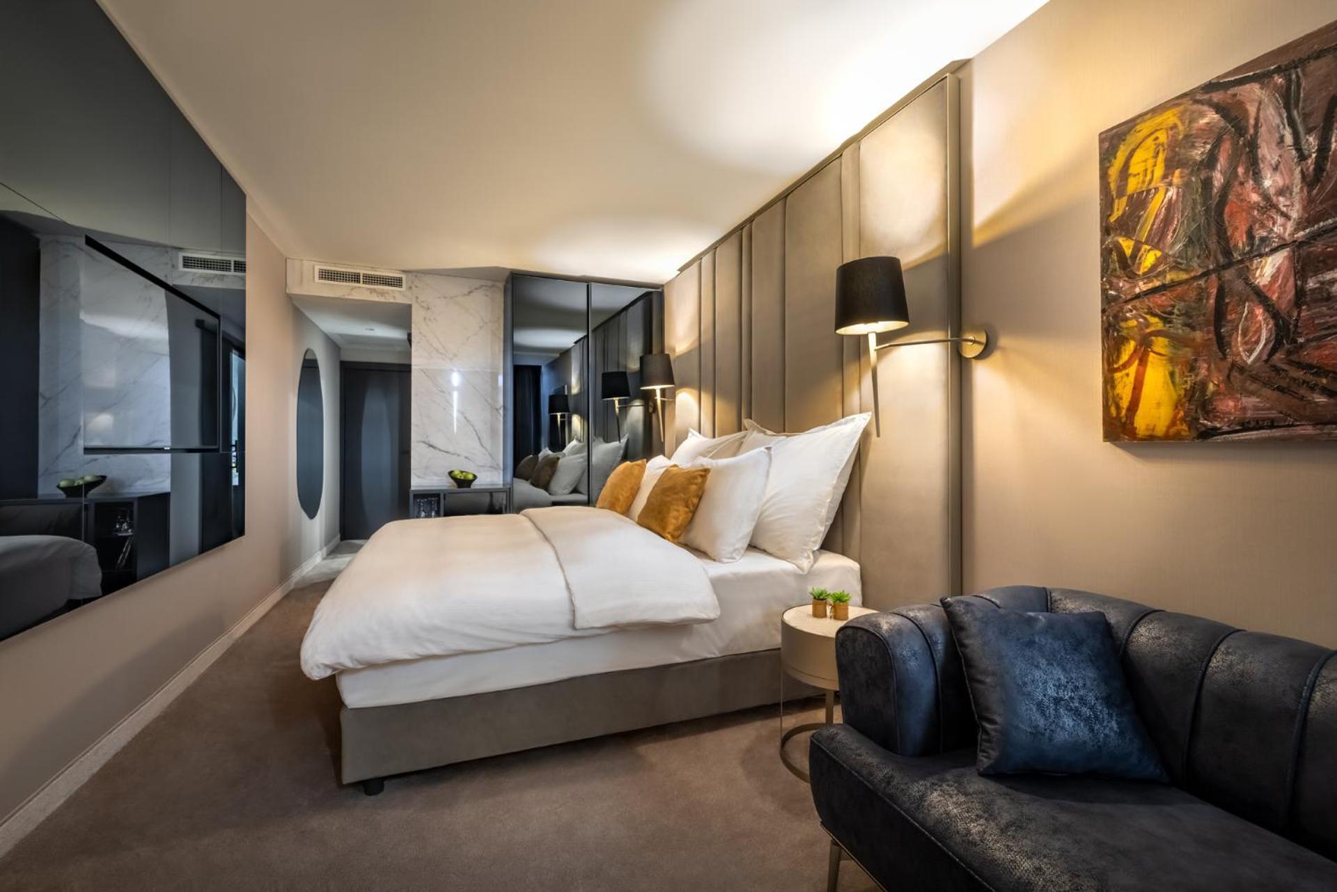 Classic Double or Twin Room