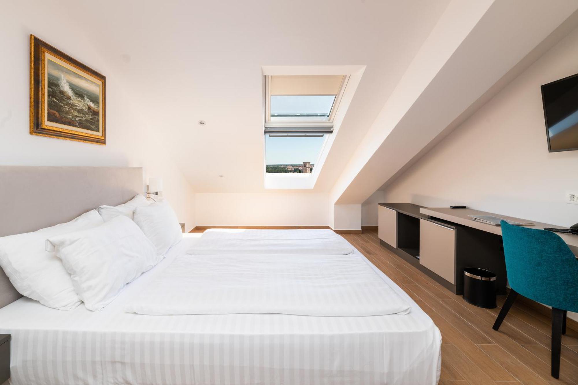Economy Double Room Loft