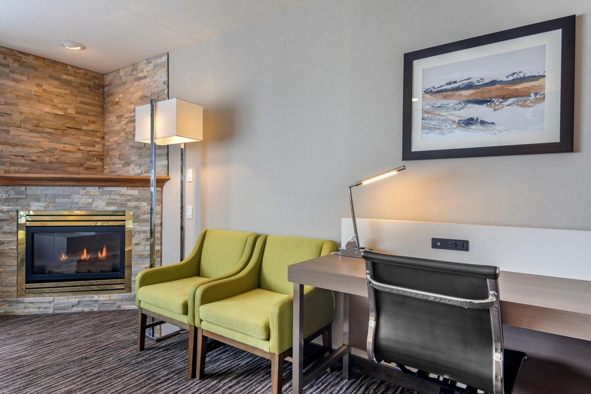 King Suite Jacuzzi