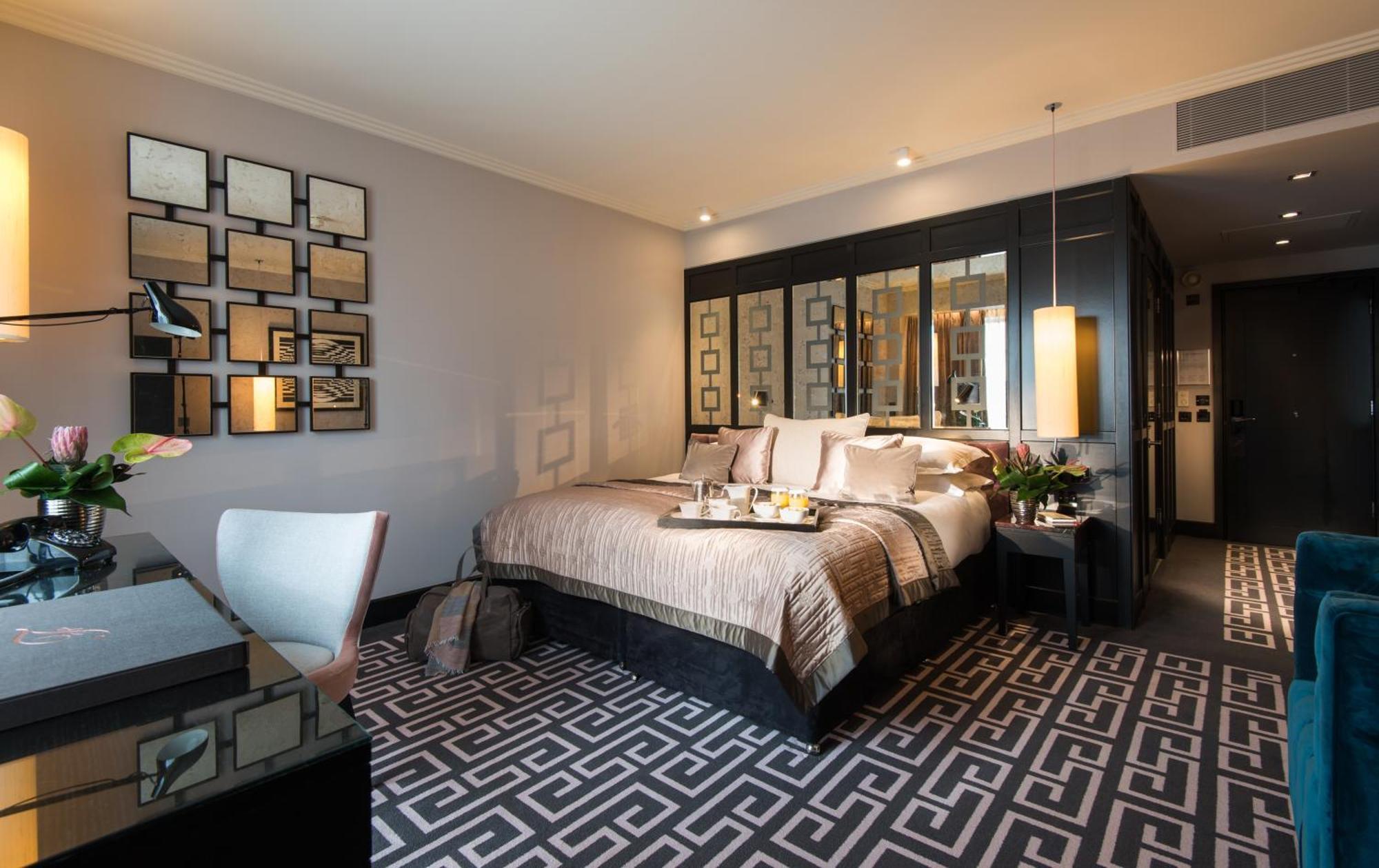Standard Wheelchair Accessible Room