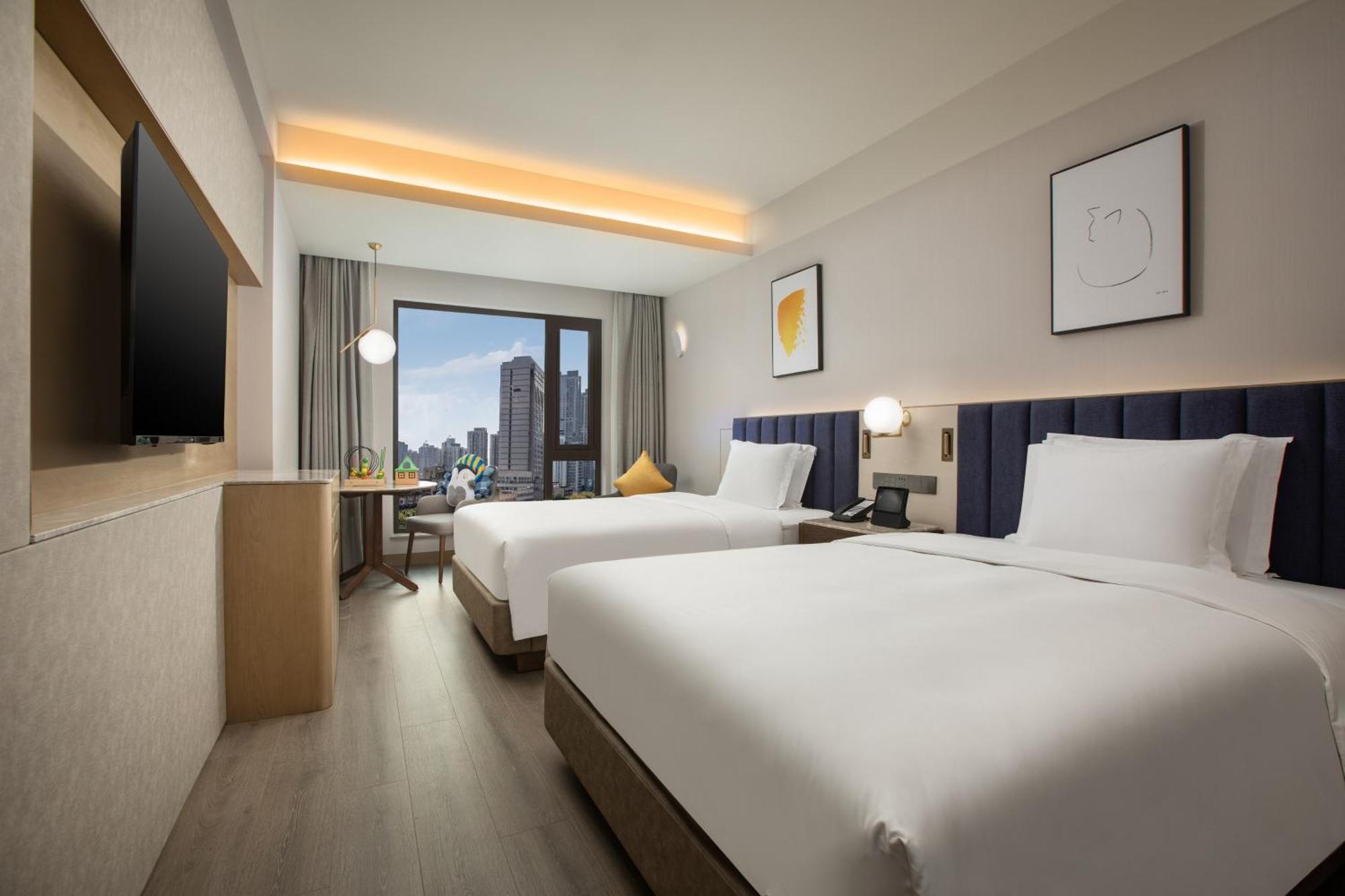 Premium Room One Queen One Single Bed Kids Theme