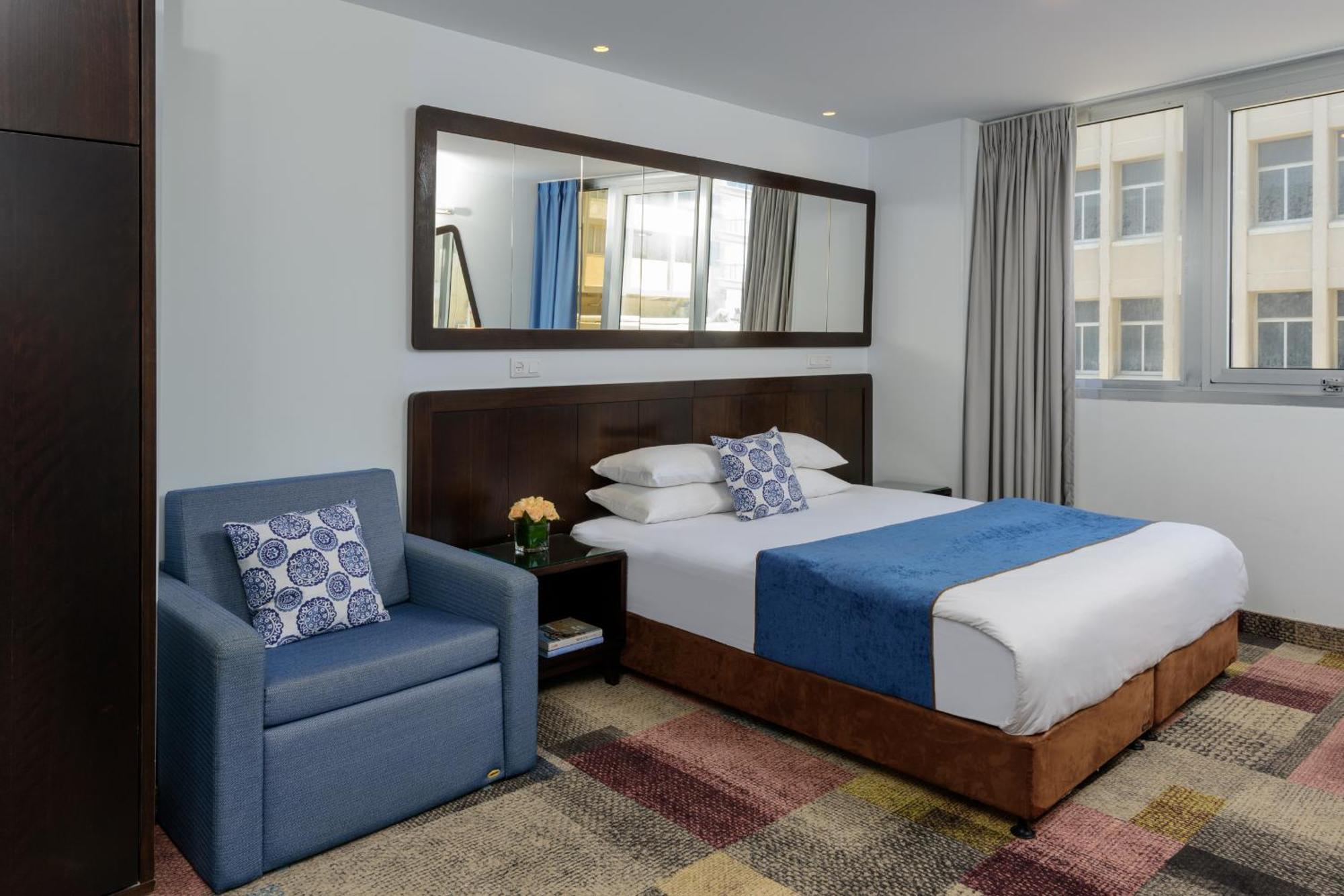 Standard Triple Room,701552659:JPEG