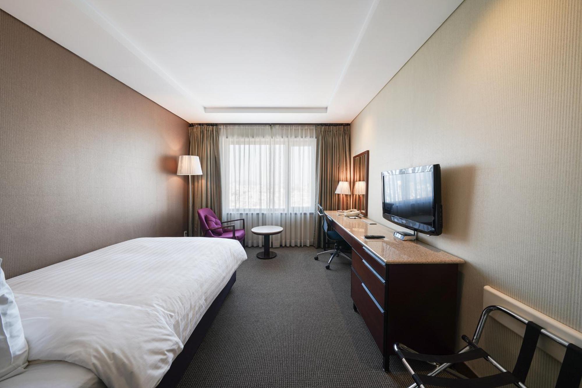 Superior Single Room