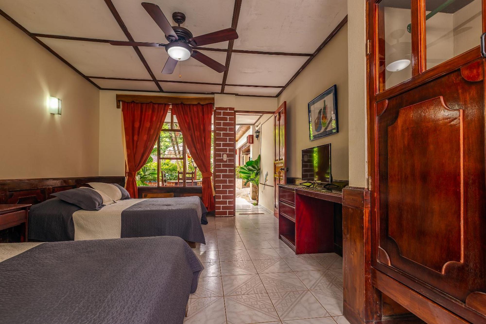 Standard Family Room