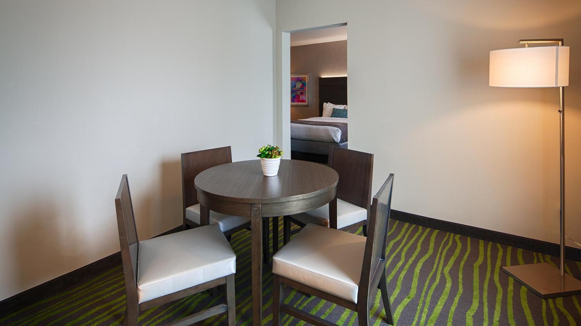 Queen Suite with Two Queen Beds
