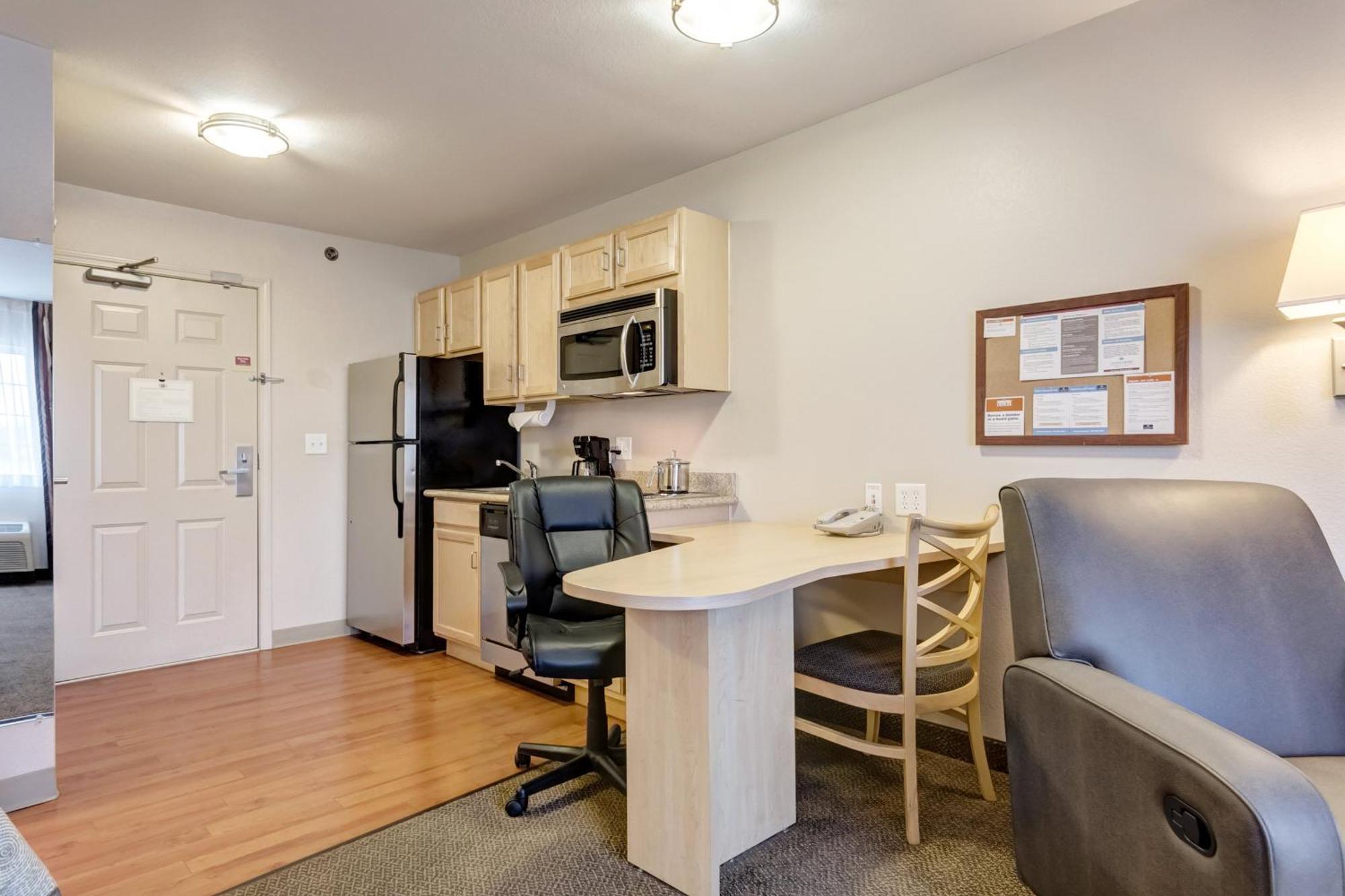 King Studio Suite