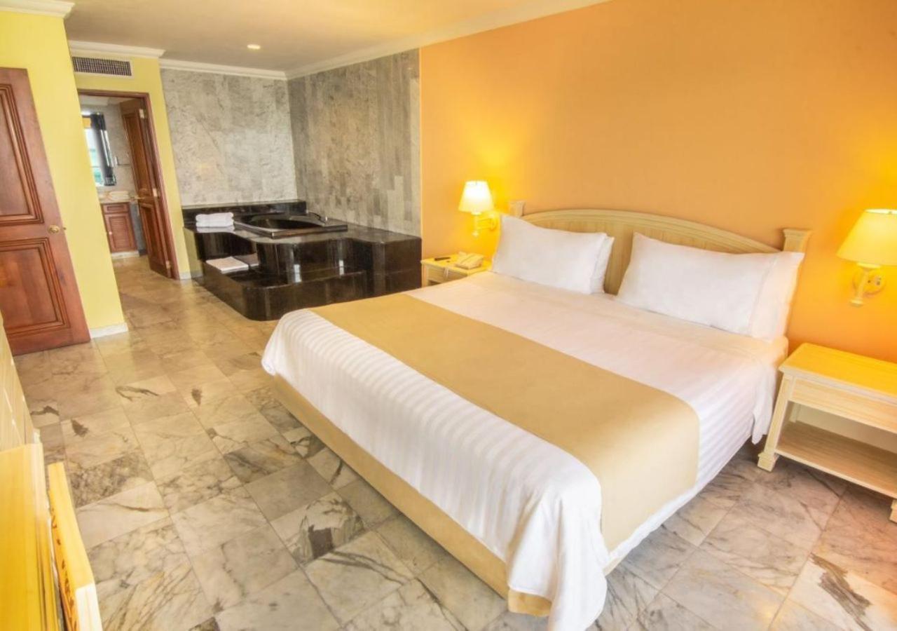 Double or Twin room Internal View