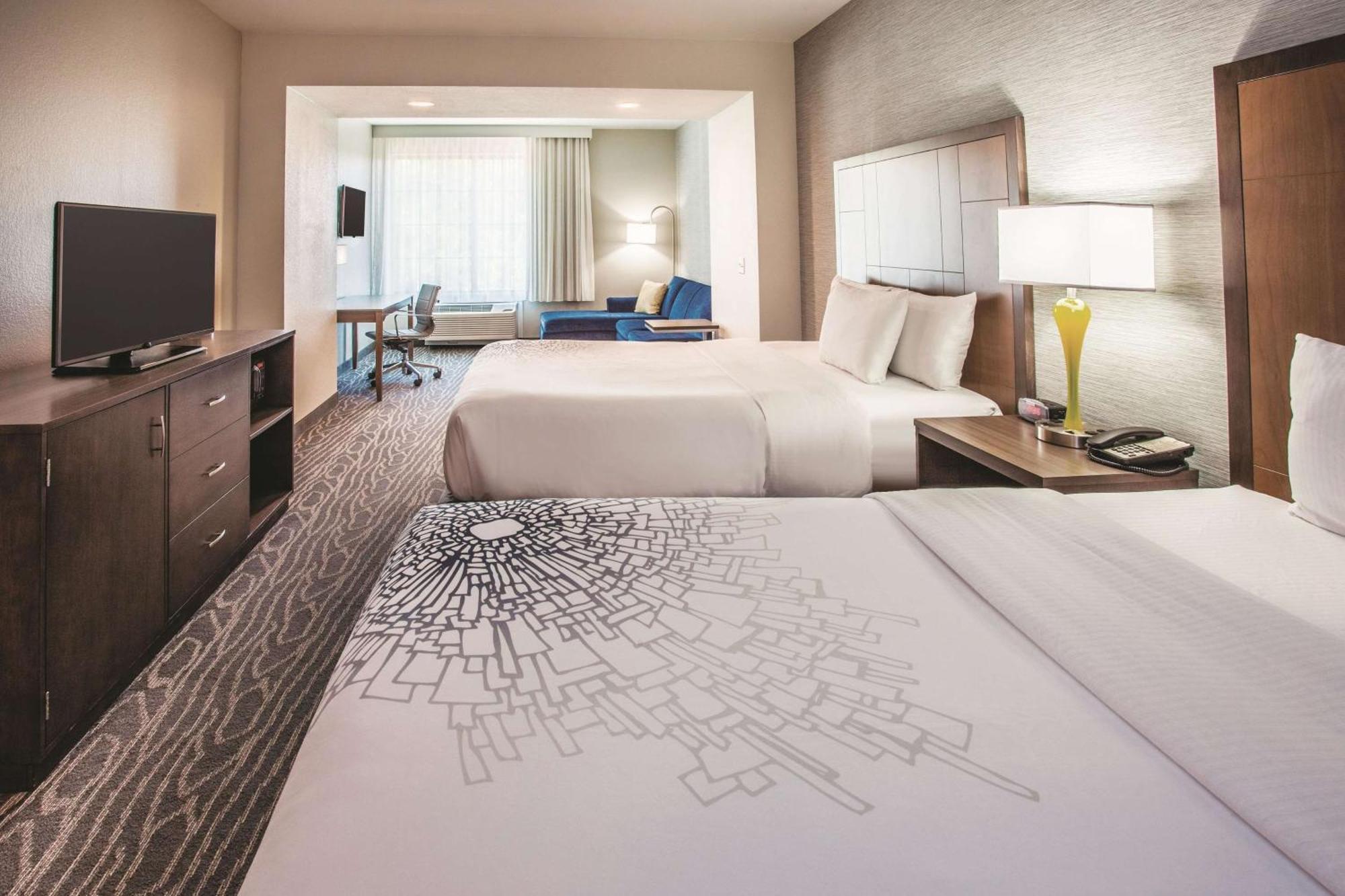 Executive Queen Room Two Queen Beds