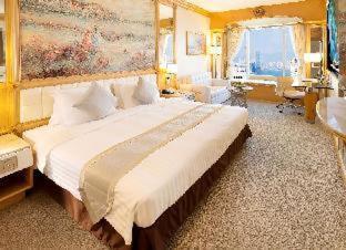 Premier King or Twin Room