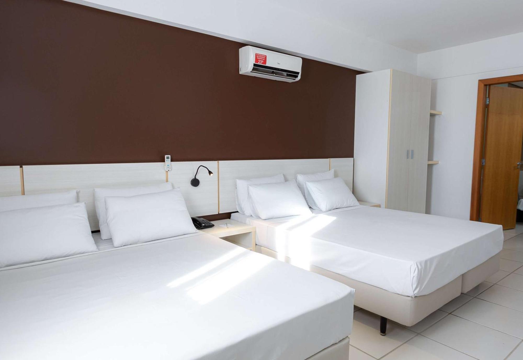 Deluxe Room One Queen One Single Bed