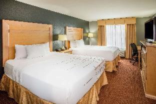 Queen Room Two Queen Beds