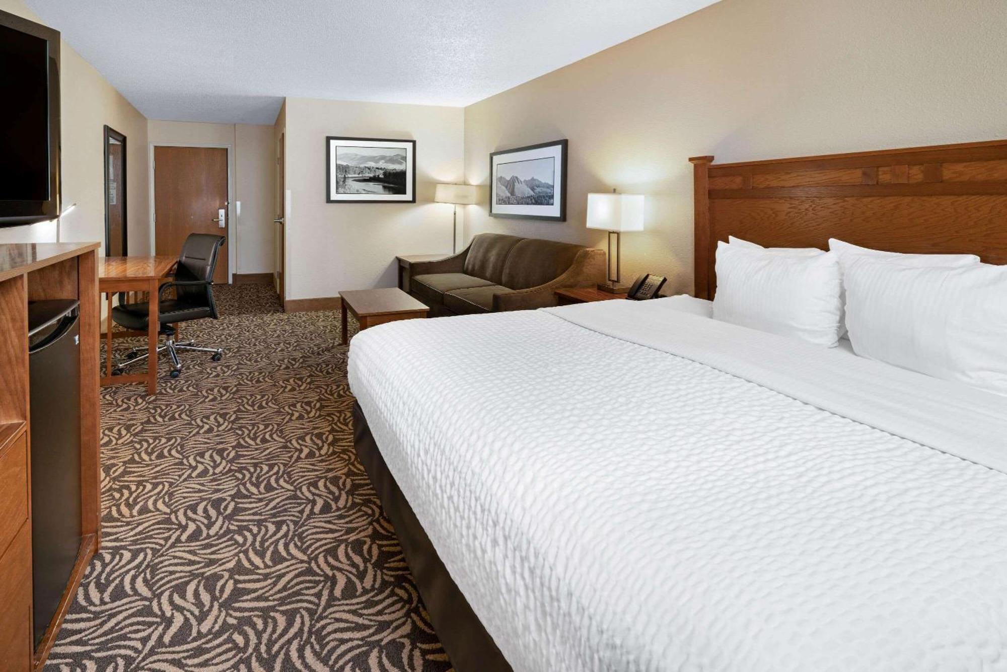 Executive King Room Disability Access