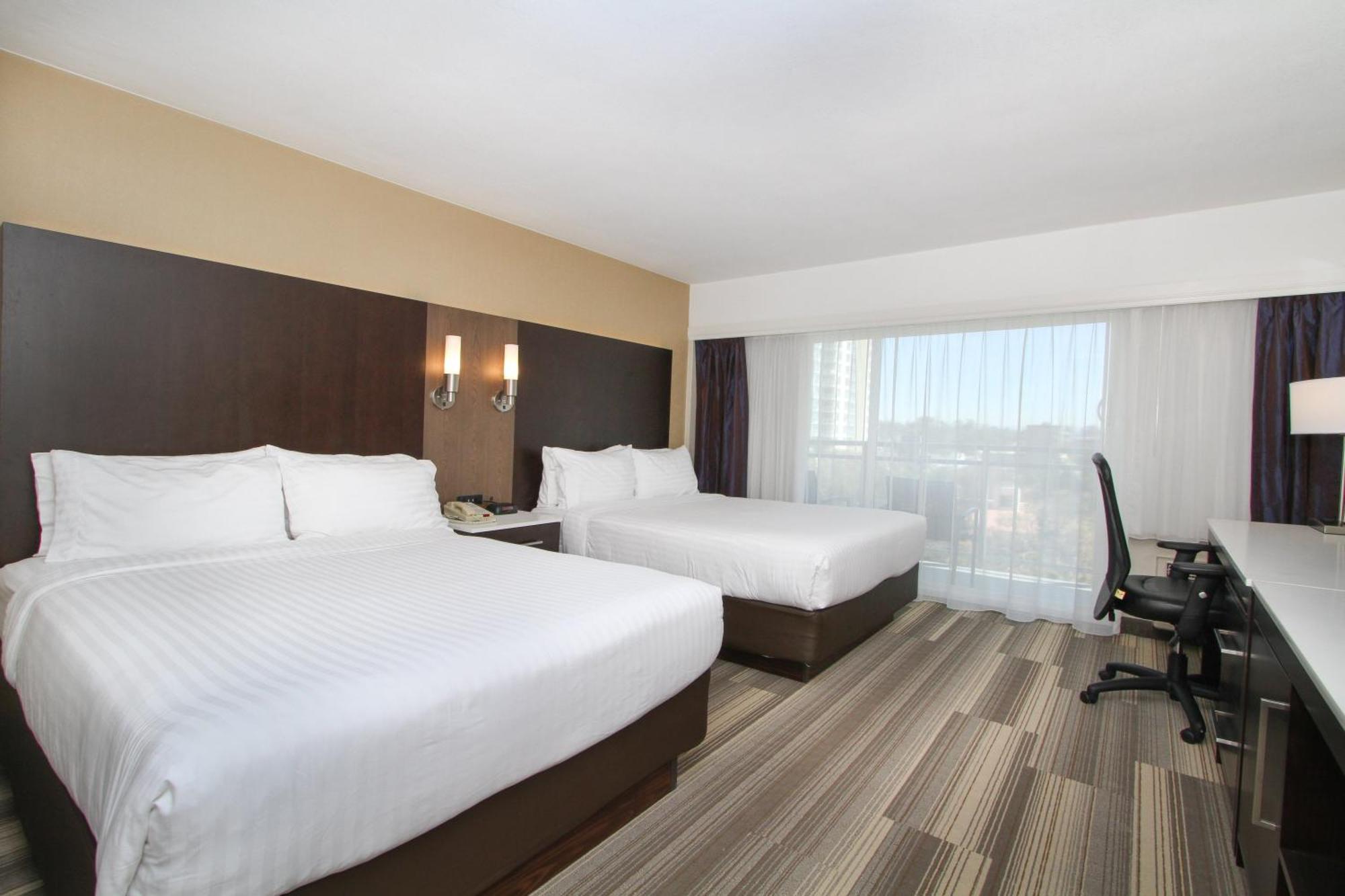 Queen Room Two Queen Beds Balcony Non-Smoking