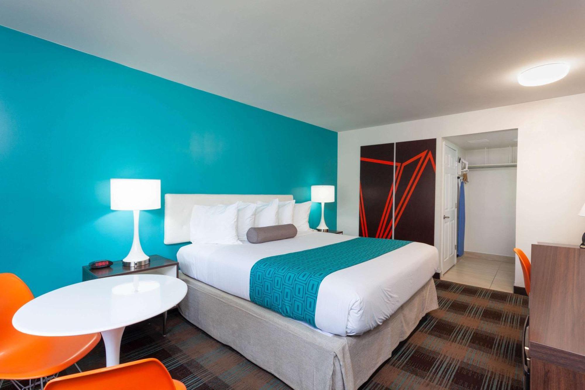 King Room