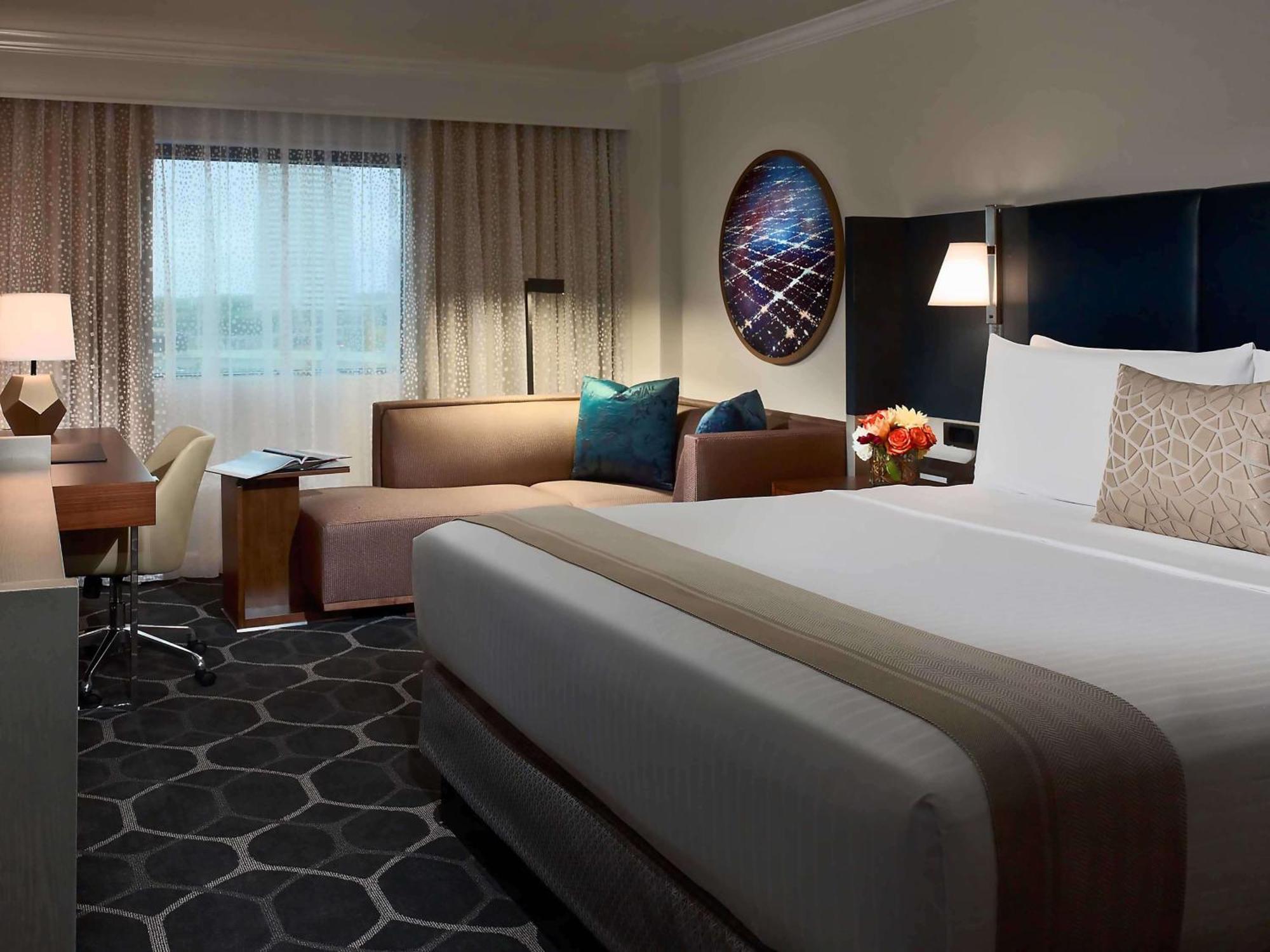 Deluxe King Room,1771739050:JPEG