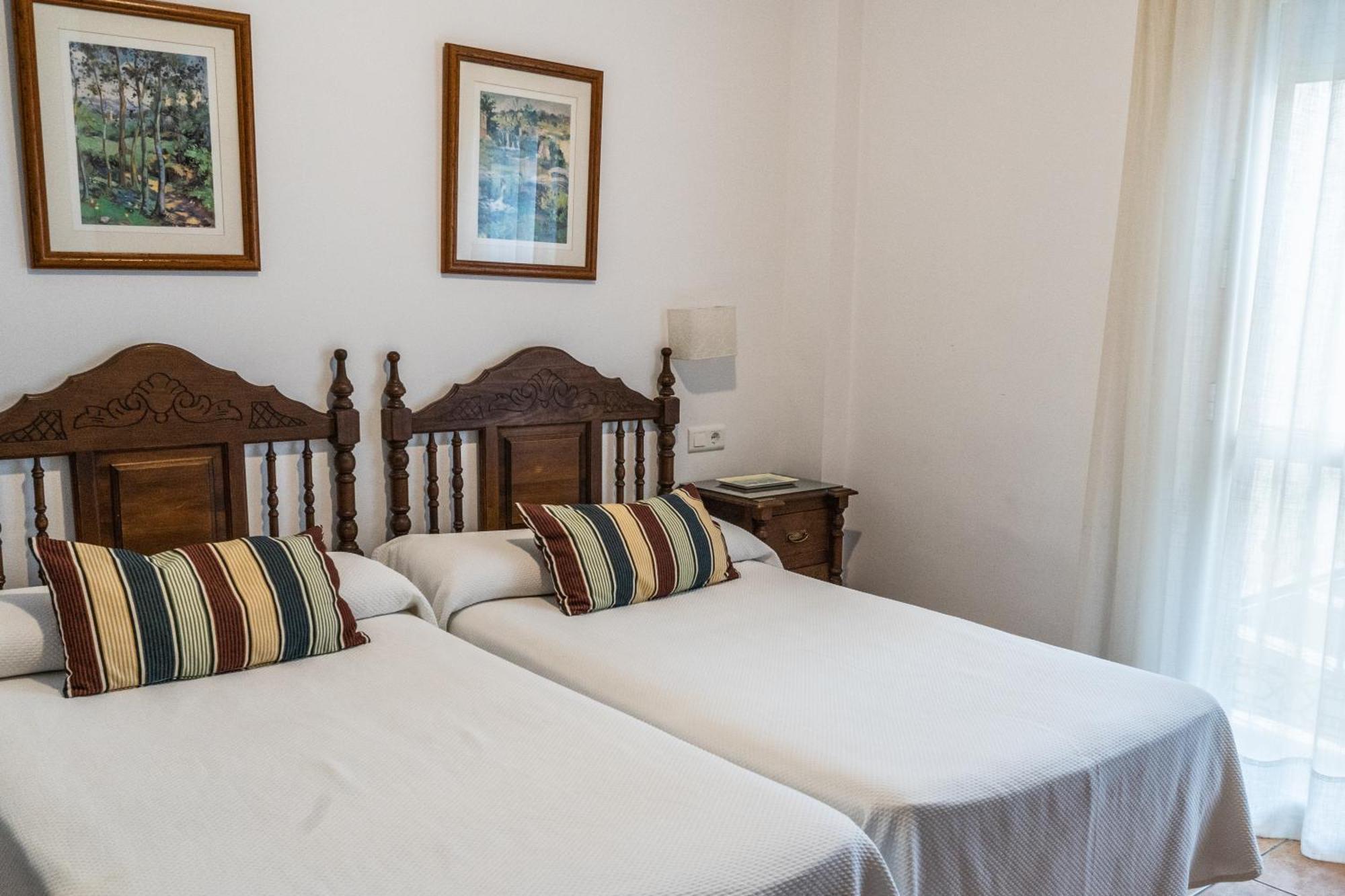 Economy Twin Room
