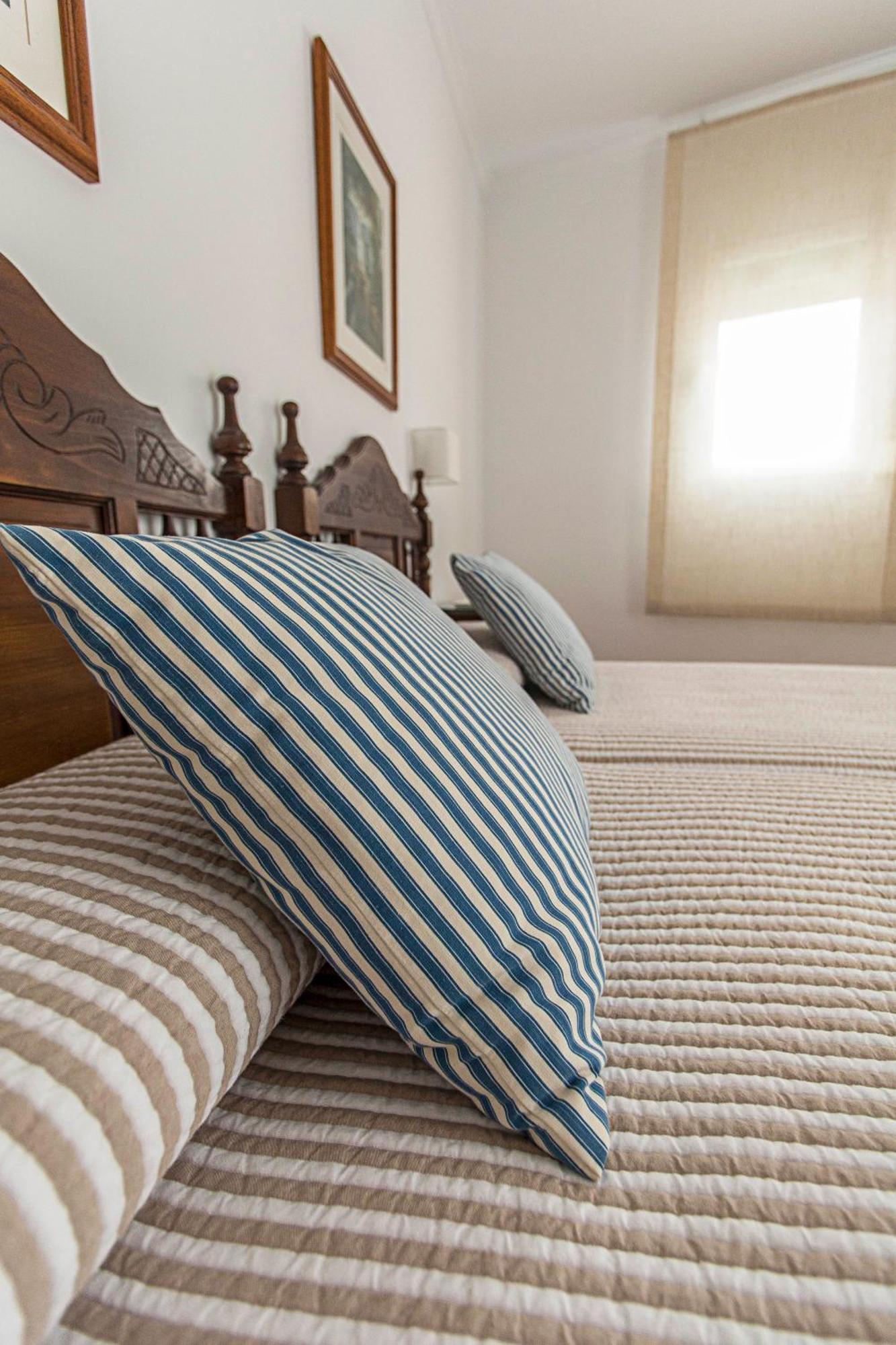 Economy Twin Room