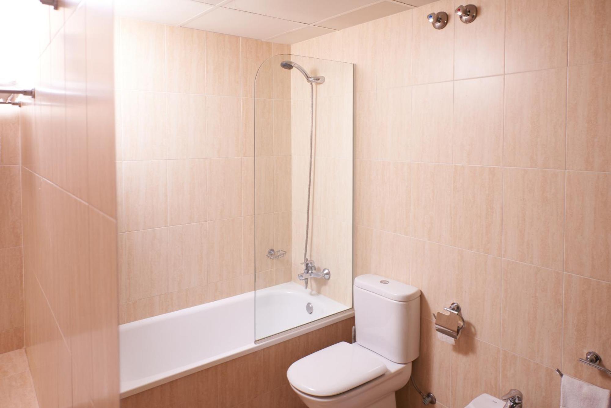 Twin Room,1278852271:JPEG