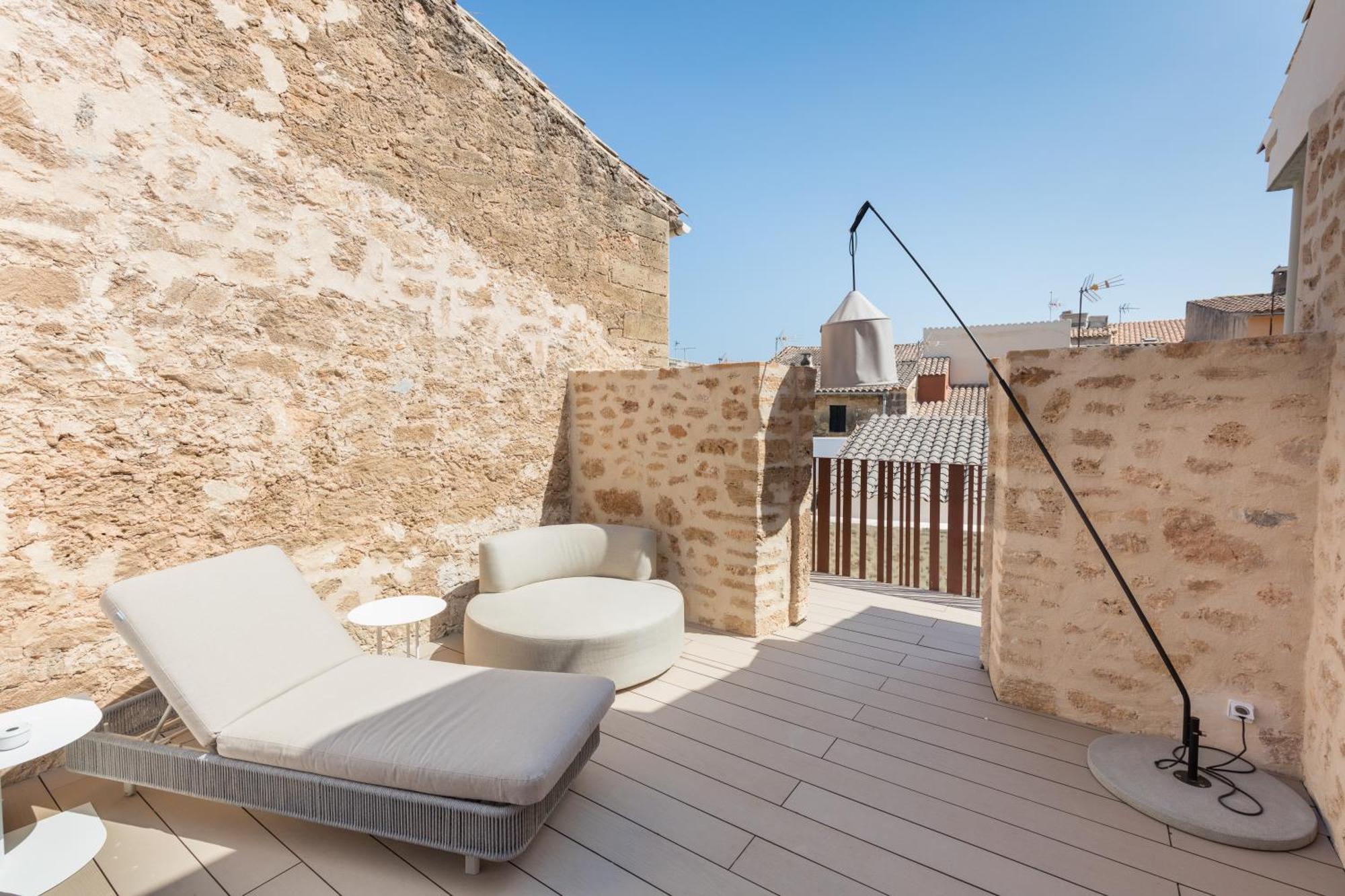 Deluxe Double Room Balcony